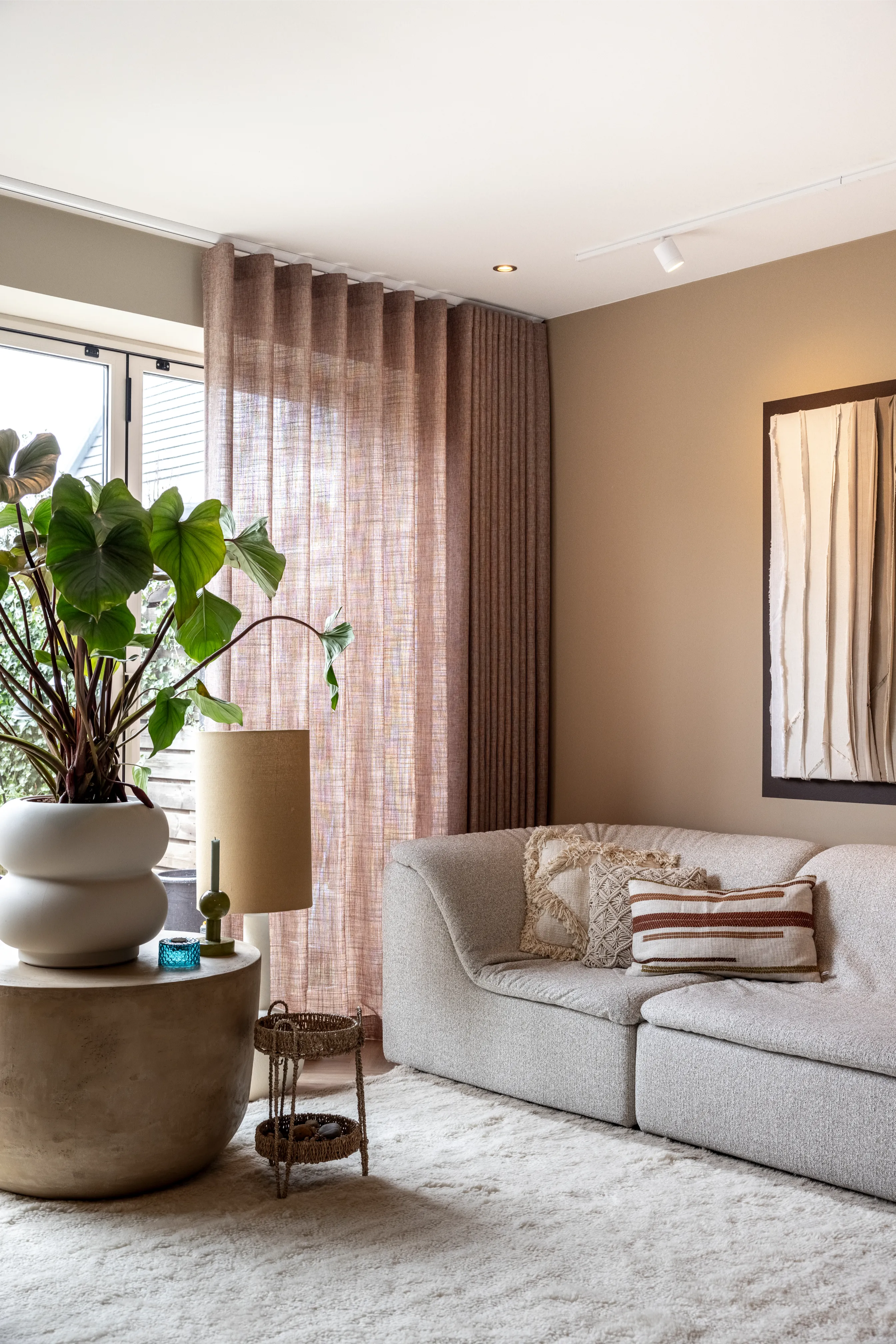 Wanden afwerken: schilderen, behangen of iets anders?